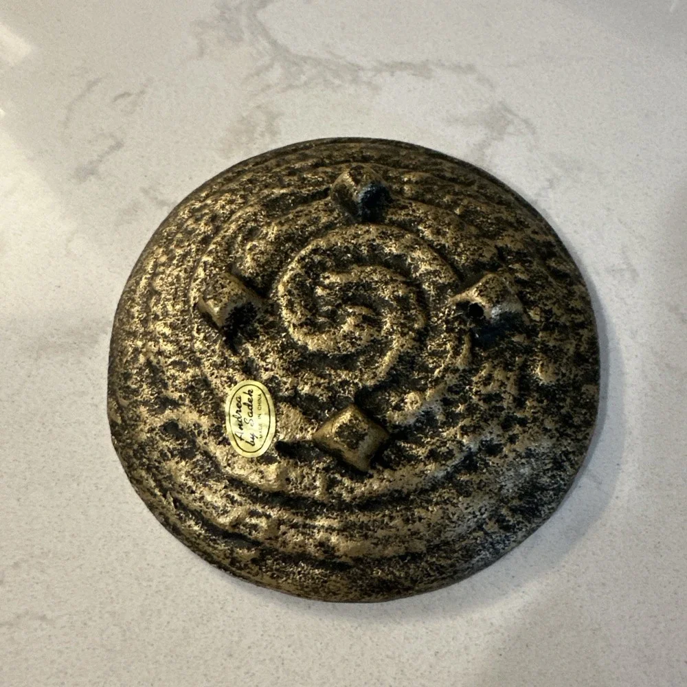 Vintage Andrea By‎ Sadek Trinket Dish textured, gold-gilded spiral pattern.